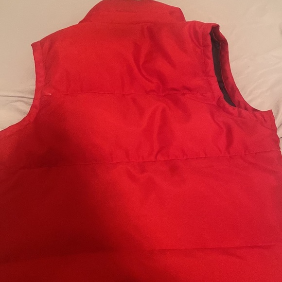 Red Outdoor Vest by Splitrail. Great condition only worn a couple of times. - Picture 3 of 3